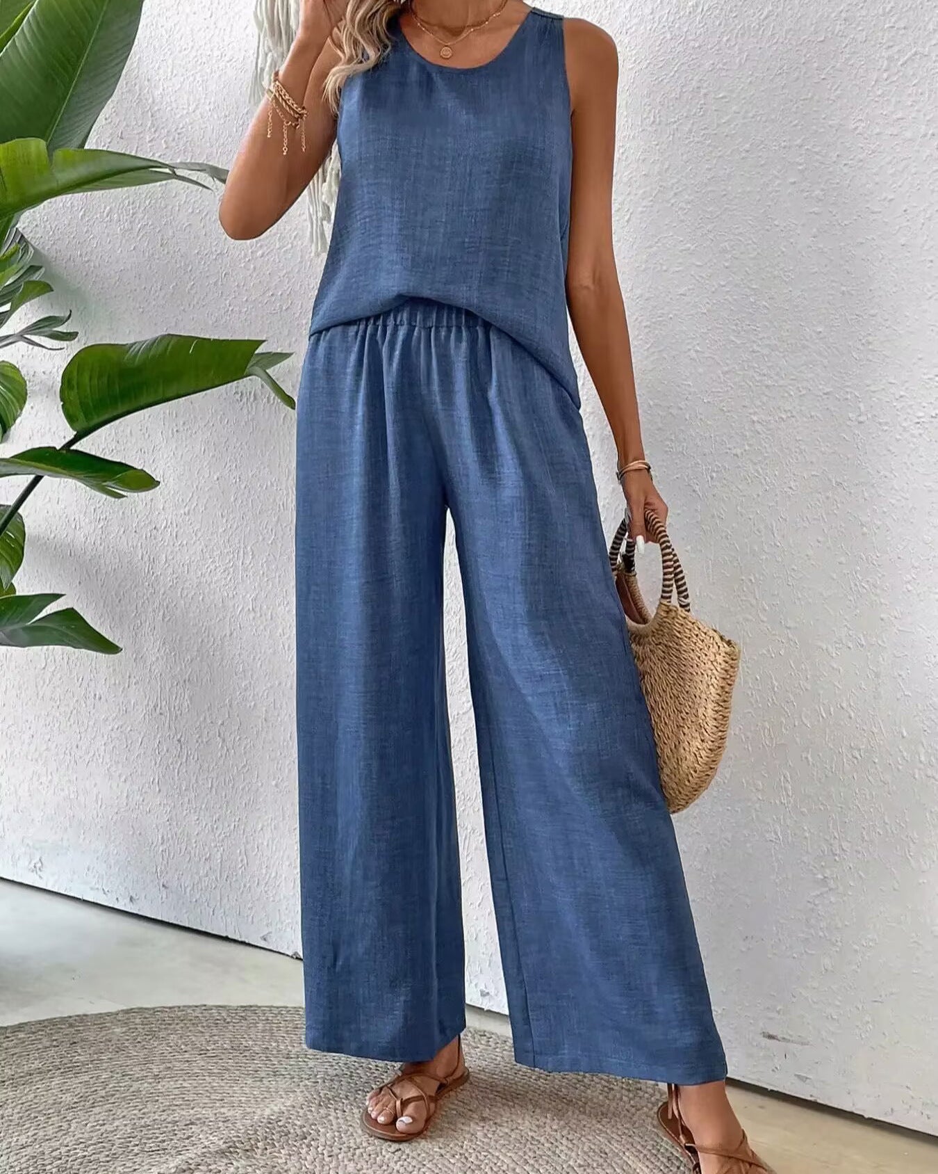 2 Pieces Set Women's Sleeveless Solid Color Back Hollow Lace Suit Summer Trendy Casual Top Wide Leg Pants Set For Daily Wear Holiday Outfit