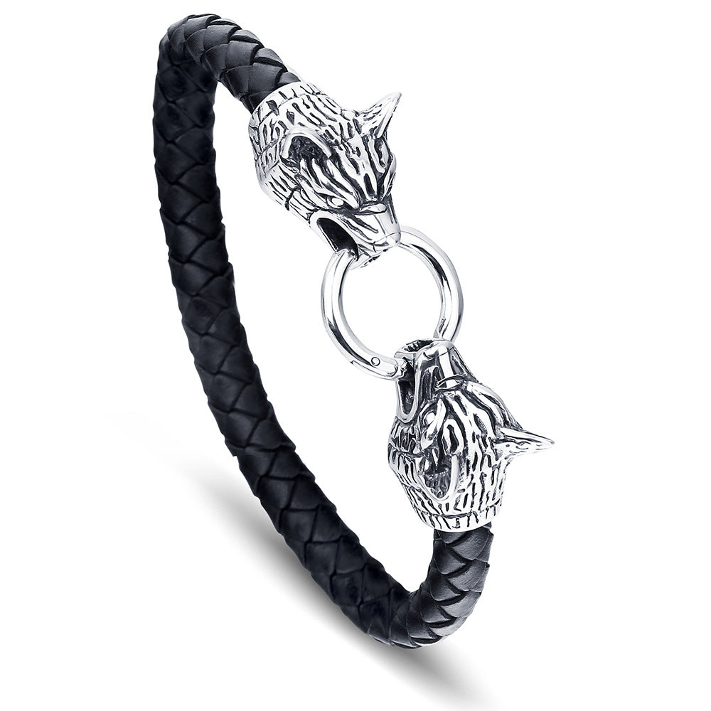 Titanium Steel Wolf Head Bracelet - A Bold Accessory for the Modern Man