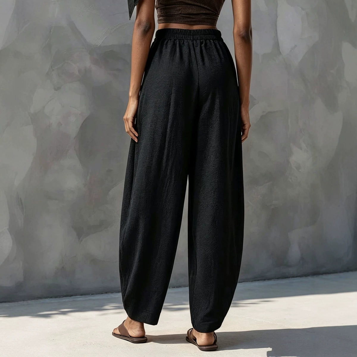 Discover Comfort and Style with Versatile Women's Wide-Leg Pants