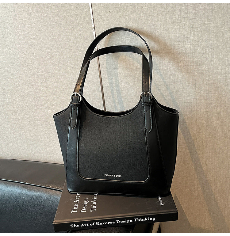 Elevate Your Style with Women's Retro Commuter Tote Bag