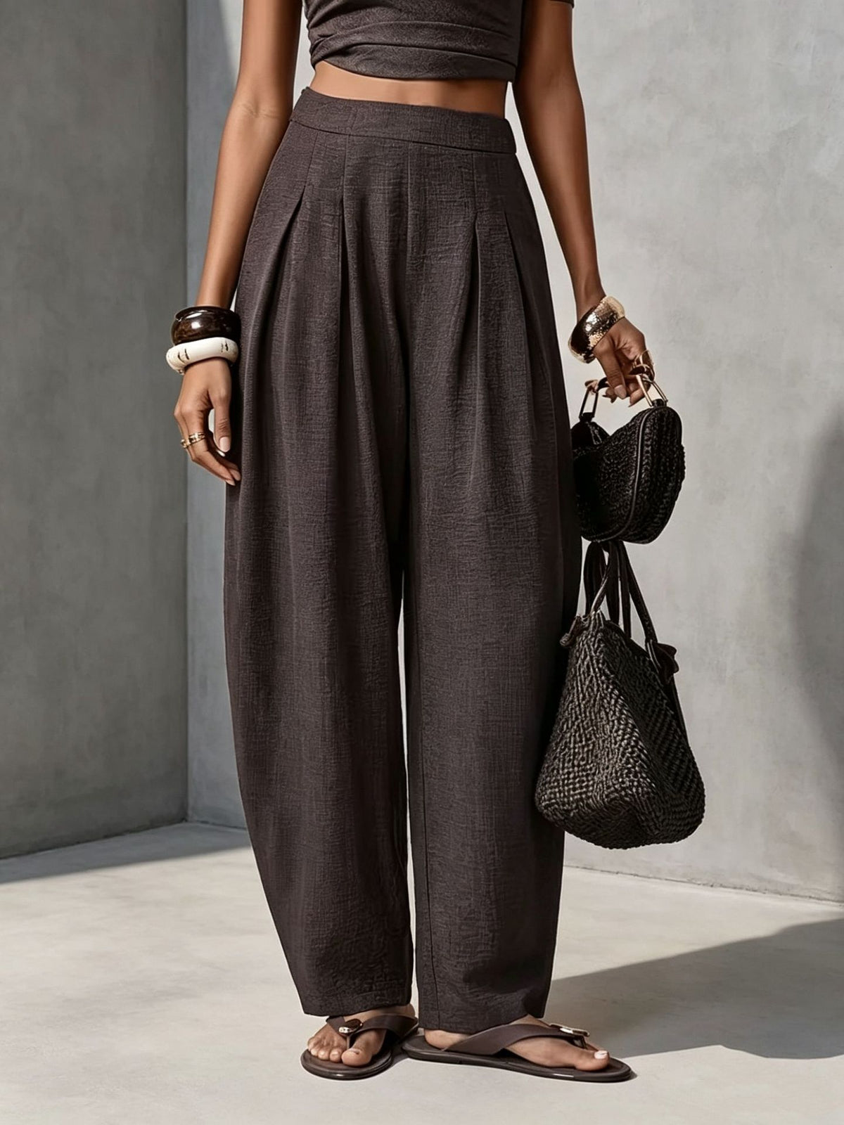 Discover Comfort and Style with Versatile Women's Wide-Leg Pants