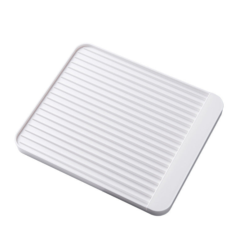 Plastic Water Drying Tray - Keeping Your Dishes Dry and Organized