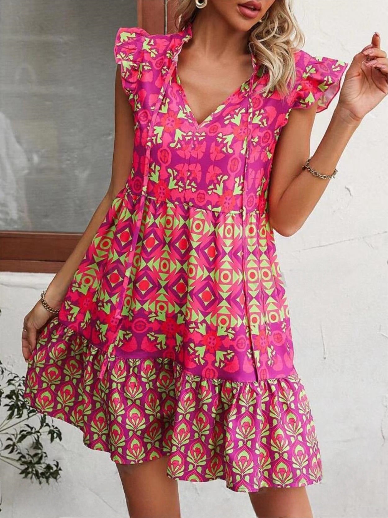 Printed Sleeveless Dress - V-Neck Lace-Up Dresses | Koalakits36