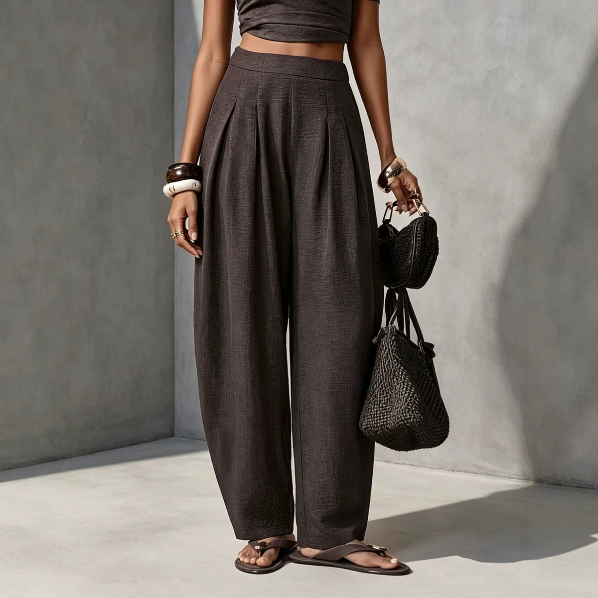 Discover Comfort and Style with Versatile Women's Wide-Leg Pants
