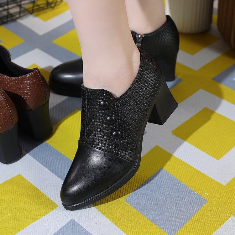 Mom Shoes for Elderly Women | Koalakits36