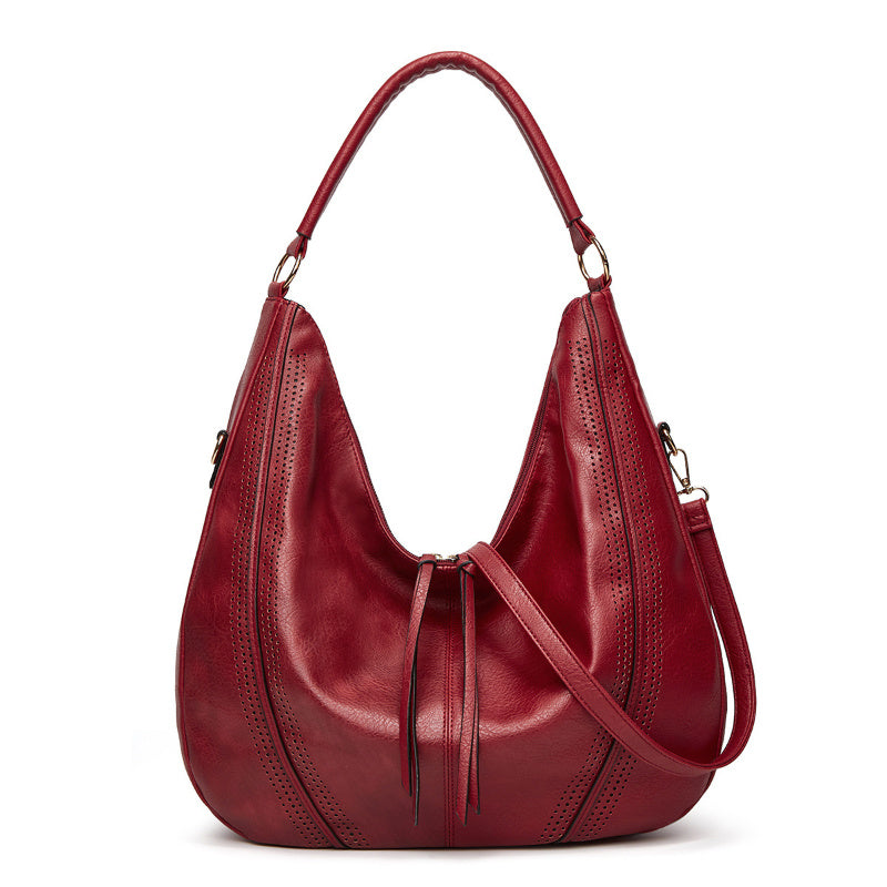 Retro Large Capacity Tote Shoulder Bag Tassel Hollow One-shoulder Casual Big Bag | Koalakits36