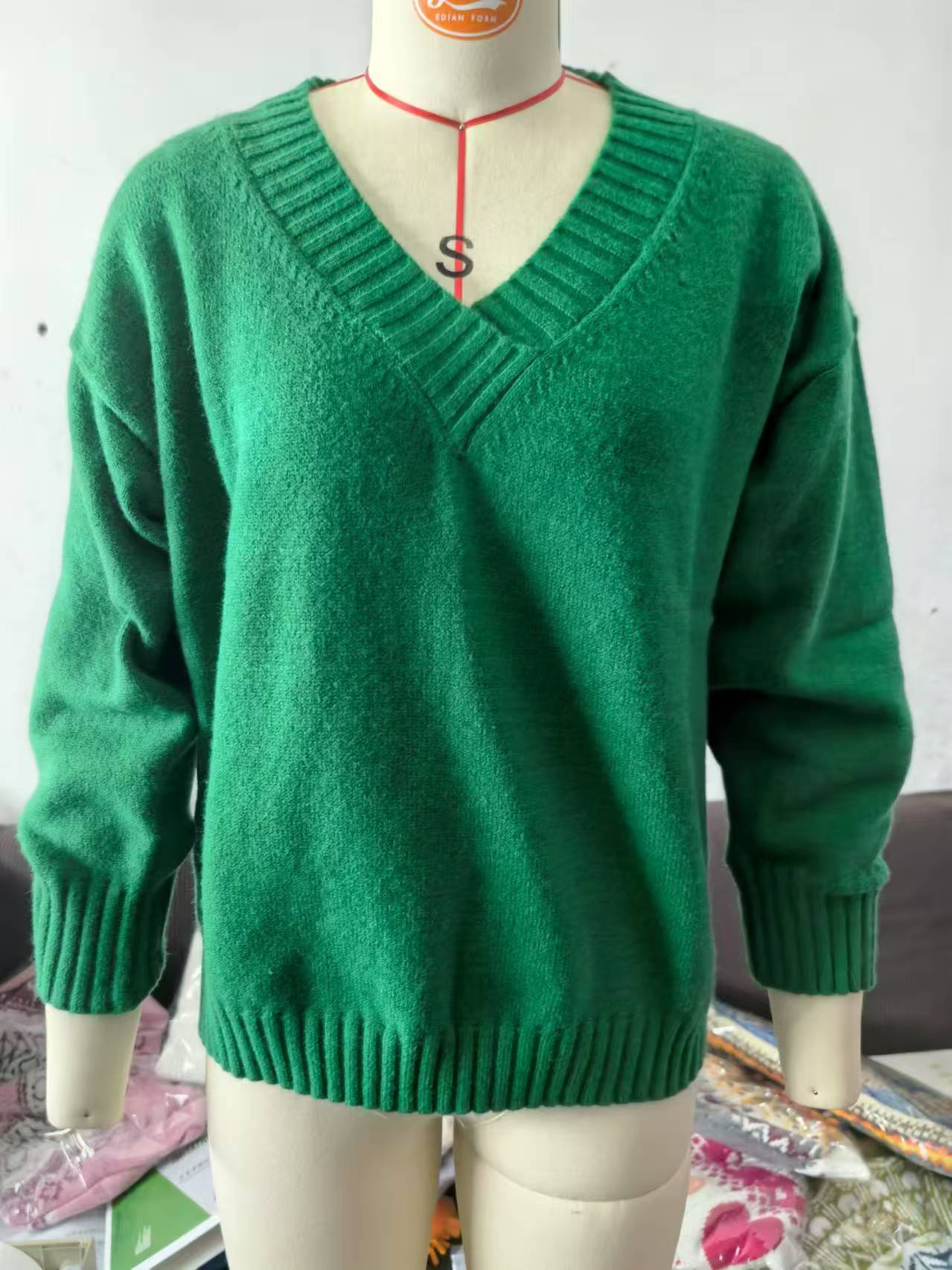 Solid V-neck Sweater Fashion Loose Long-sleeved Knitted Women's Tops Koalakits36
