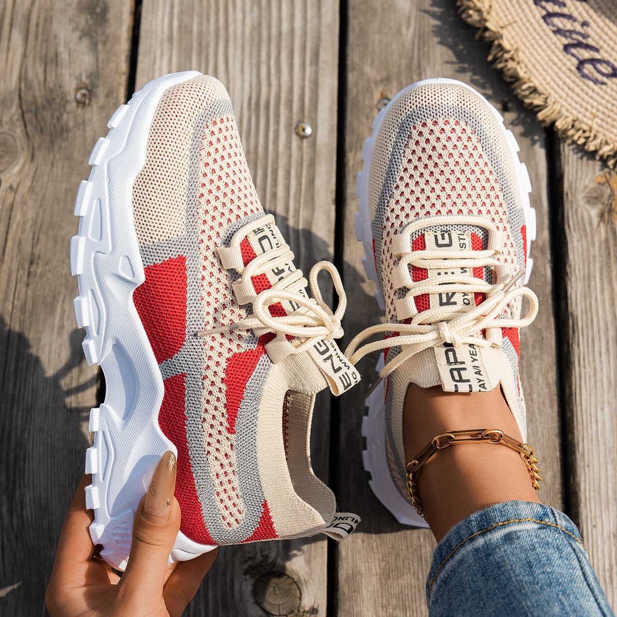 Flyknit Mesh Casual Shoes Women's Breathable Lace-up Sneakers for Walking Running 