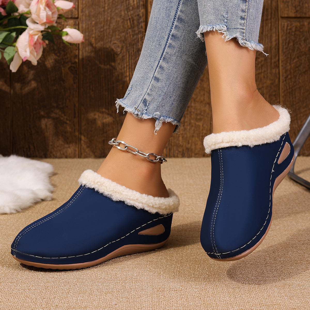 Women’s Fashion Plush Slippers Outdoor Wedges Sandals