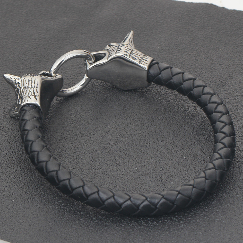 Titanium Steel Wolf Head Bracelet - A Bold Accessory for the Modern Man