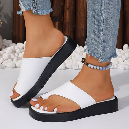 Thick-soled Clip Toe Flat Slippers Outdoor Summer Casual Solid Color