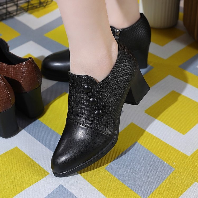 Mom Shoes for Elderly Women | Koalakits36