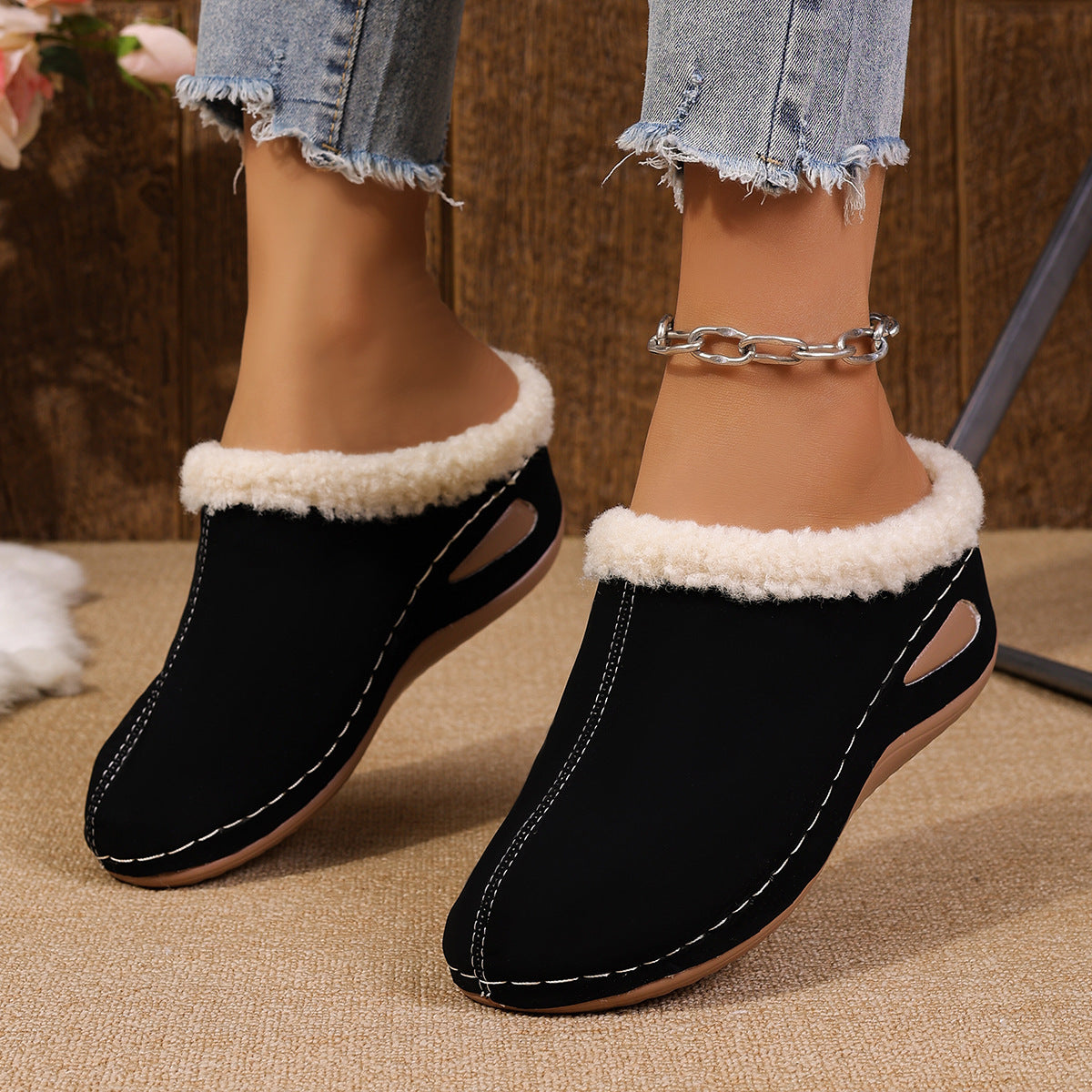 Women’s Fashion Plush Slippers Outdoor Wedges Sandals