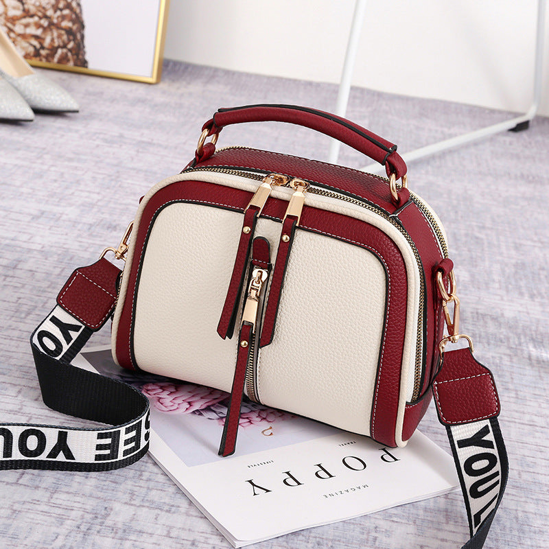 Women's Handbags - Wide Shoulder Bags 